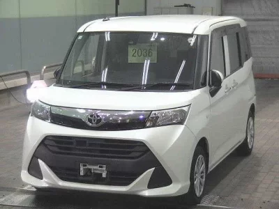 Toyota TANK