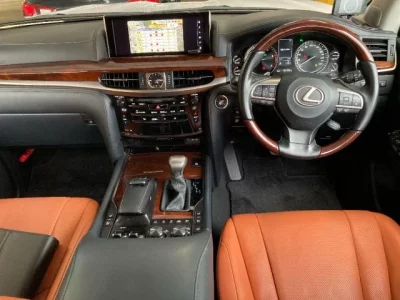Lexus LX
