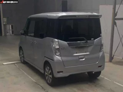 Mitsubishi EK SPACE