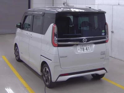 Nissan ROOX