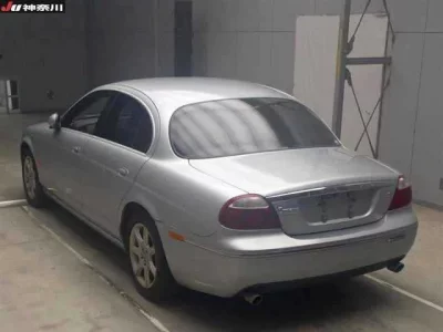 Jaguar S TYPE