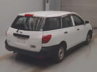 Nissan AD