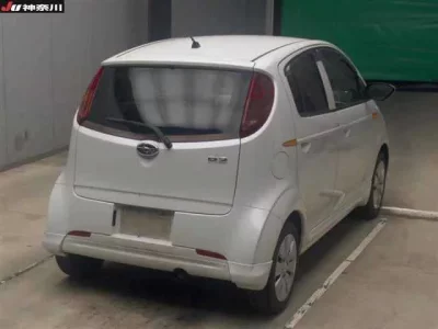 Subaru R2