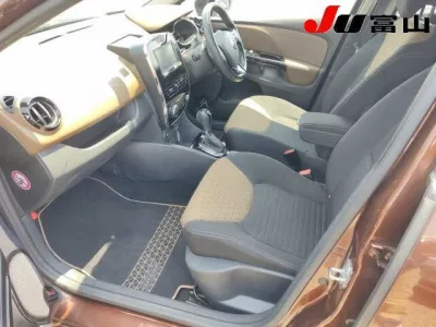 Renault LUTECIA