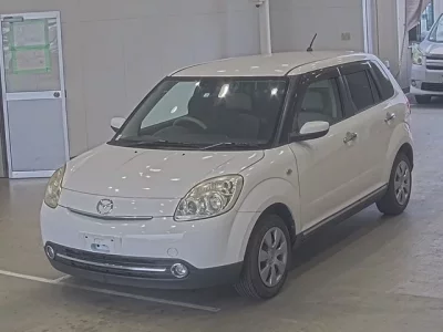 Mazda VERISA