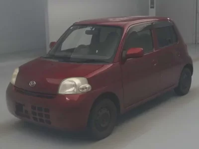 Daihatsu Esse