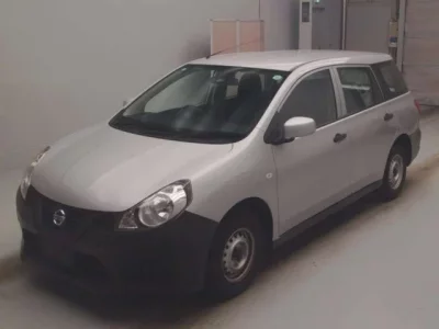 Nissan AD