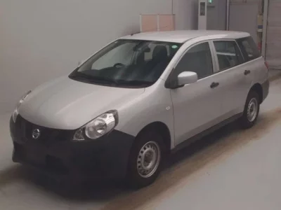 Nissan AD