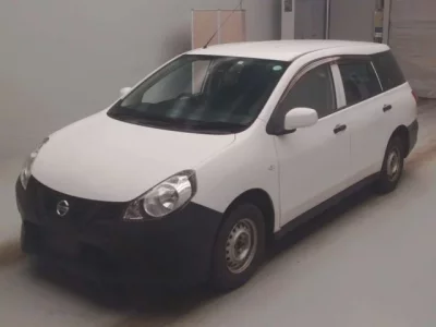 Nissan AD