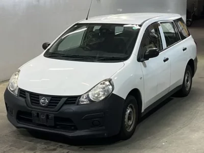 Nissan AD