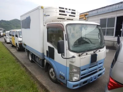 Isuzu ELF
