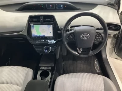 Toyota PRIUS PHV