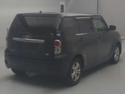 Toyota COROLLA RUMION