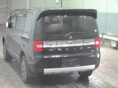 Mitsubishi DELICA D5