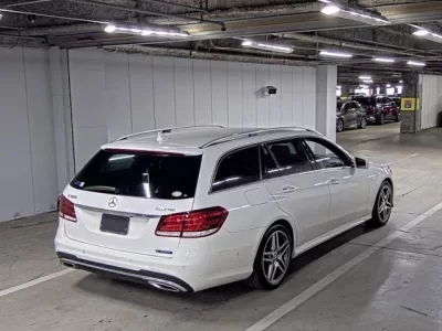 Mercedes-Benz E CLASS WAGON
