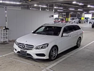 Mercedes-Benz E CLASS WAGON