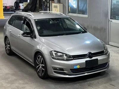 Volkswagen GOLF VARIANT