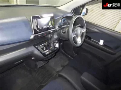 Mitsubishi EK X