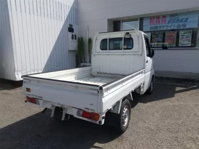 Nissan CLIPPER TRUCK