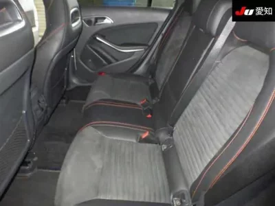 Mercedes-Benz CLA CLASS