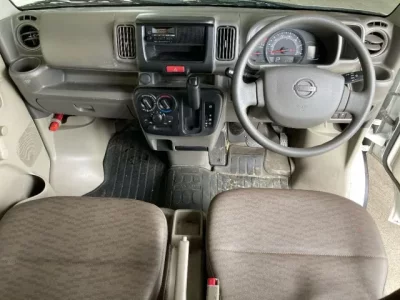 Nissan CLIPPER VAN