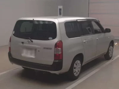 Toyota SUCCEED