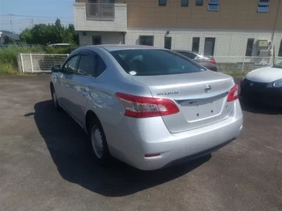 Nissan SYLPHY