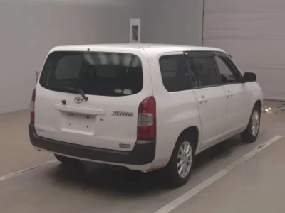 Toyota SUCCEED
