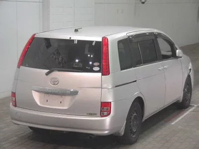 Toyota ISIS