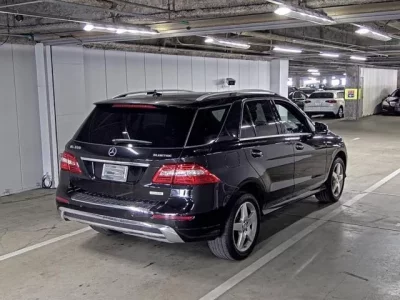 Mercedes-Benz ML CLASS