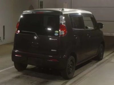 Suzuki MRWAGON