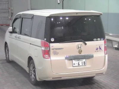 Honda STEP WAGON