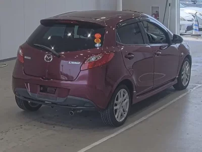 Mazda DEMIO