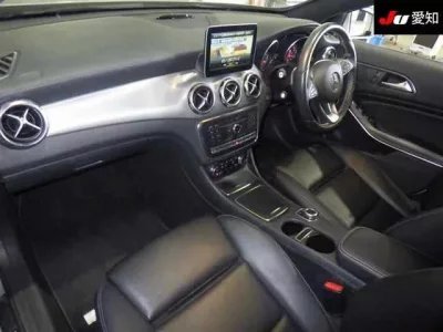 Mercedes-Benz GLA CLASS