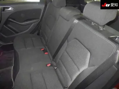 Mercedes-Benz B CLASS