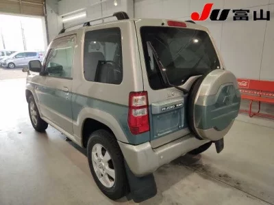 Mitsubishi PAJERO MINI
