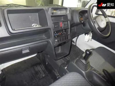 Mitsubishi MINICAB TRUCK