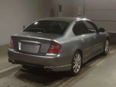 Subaru LEGACY B4