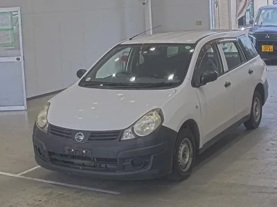Nissan AD
