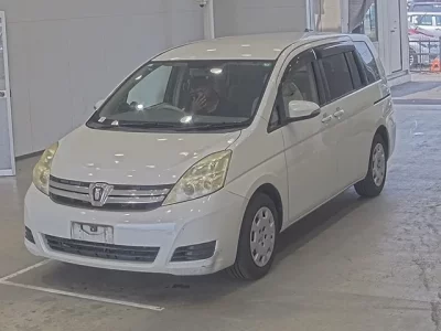 Toyota ISIS