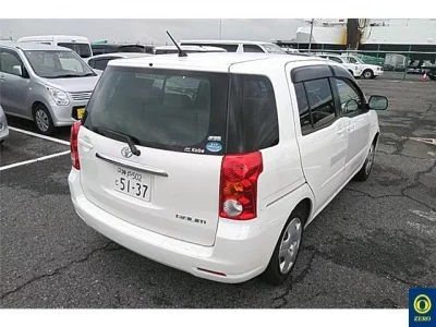 Toyota RAUM