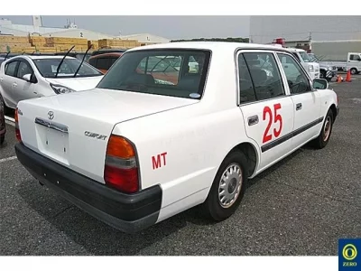 Toyota CROWN COMFORT