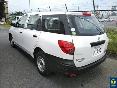 Nissan AD