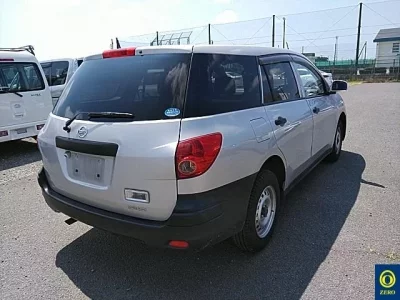Nissan AD