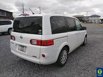 Nissan LAFESTA