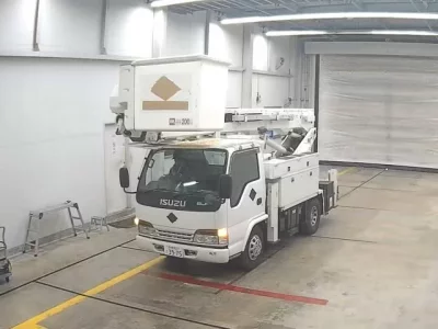 Isuzu ELF