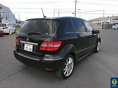 Mercedes-Benz B CLASS