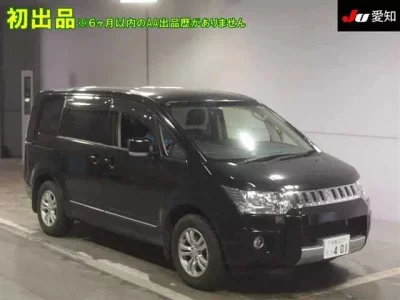 Mitsubishi DELICA D5