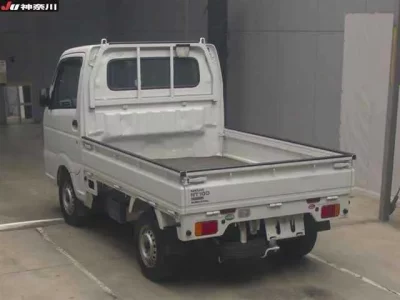 Nissan CLIPPER TRUCK