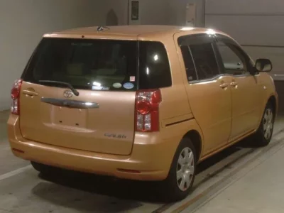 Toyota RAUM